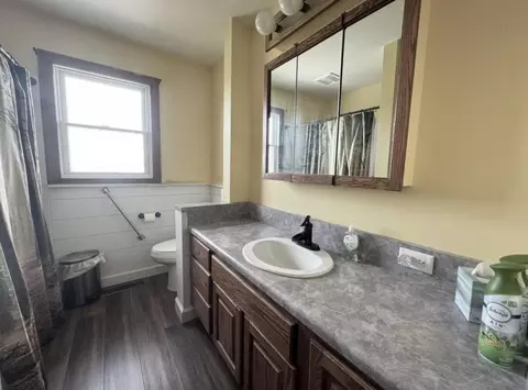 Bath - 1109 Fairground Rd, Celina, OH 45822 photo 1 of 2
