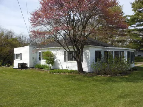 1227 Folk Rd, Fairborn, OH 45324