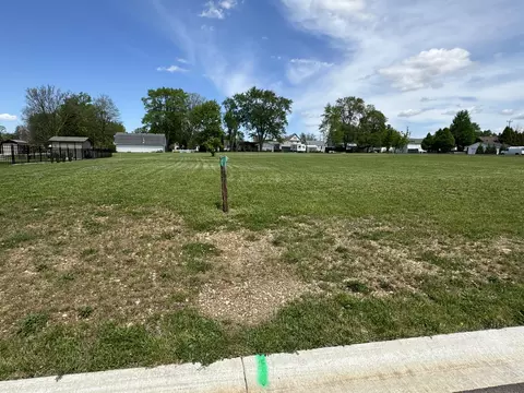 104 W Franklin St, Pleasant Hill, OH 45359