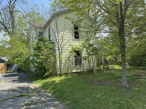 617 Summit Ave, Troy, OH 45373