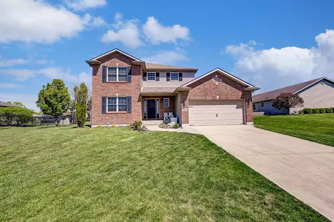 689 Sherwood Dr, Troy, OH 45373