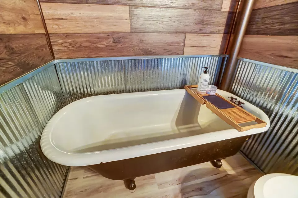 Bath - 8432 Howick Rd, Celina, OH 45822 photo 8 of 8
