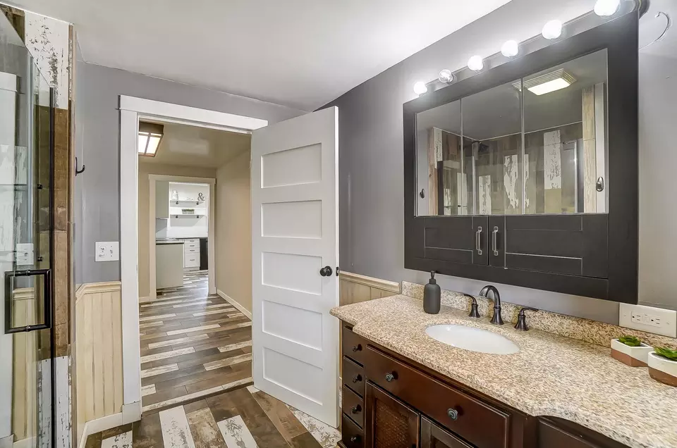 Bath - 8432 Howick Rd, Celina, OH 45822 photo 2 of 8