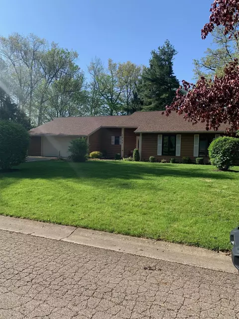 1343 Cambridge Dr, Urbana, OH 43078