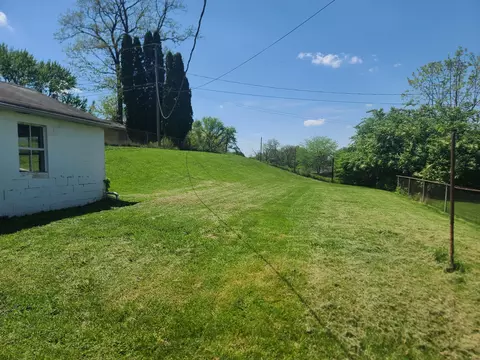 501 N Clairmont Ave, Springfield, OH 45503 photo 27