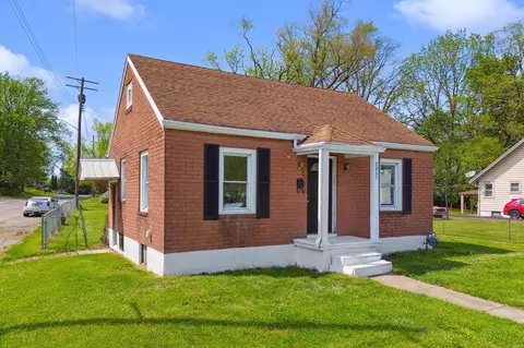 2045 S Yellow Springs St, Springfield, OH 45506 photo 3