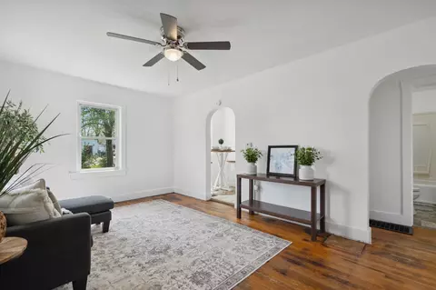 2045 S Yellow Springs St, Springfield, OH 45506 photo 9