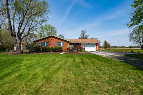 8883 W National Rd, Brookville, OH 45309