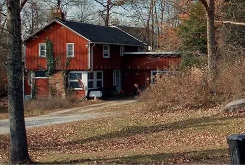 2821 Fox Hollow Rd, Springfield, OH 45502