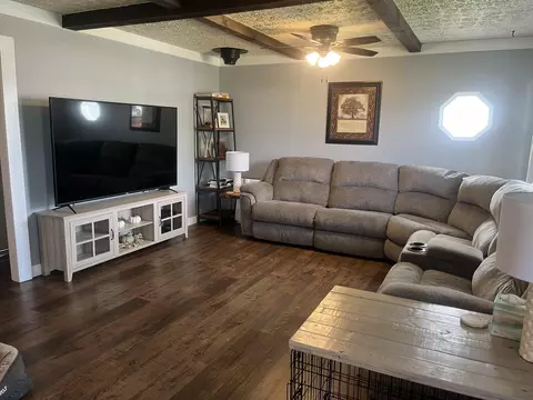 Living - 631 Gruen Dr, Springfield, OH 45505 photo 3 of 3