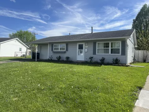 Exterior - 631 Gruen Dr, Springfield, OH 45505 photo 2 of 6