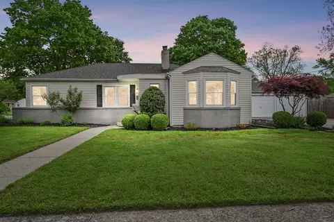 275 N Dorset Rd, Troy, OH 45373