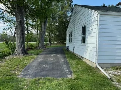 5895 W National Rd, Springfield, OH 45504 photo 9