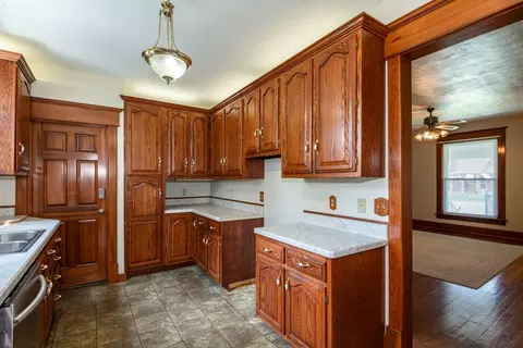 Kitchen - 306 Park, Sidney, OH 45365 photo 4 of 5