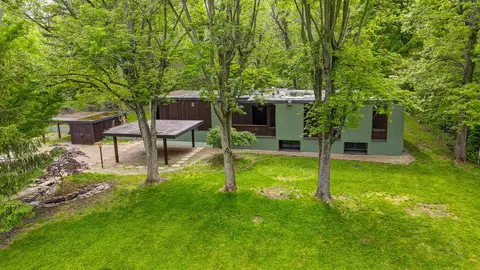 1453 Corry St, Yellow Springs, OH 45387