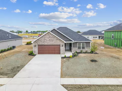 2785 Executive Dr, Troy, OH 45373