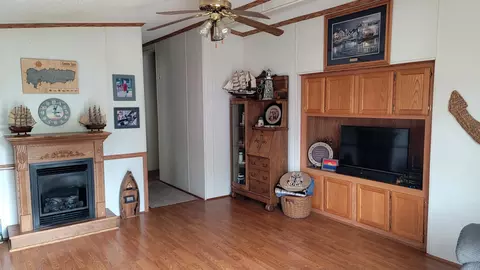 Living - 5256 S Pointe Blvd, Celina, OH 45822 photo 2 of 3