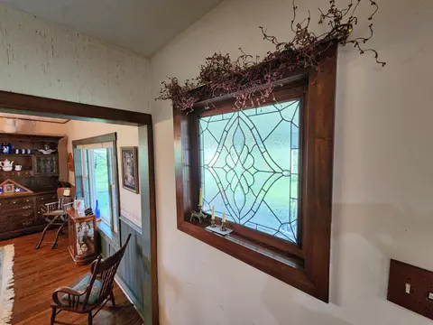 Entry Way - 6700 Johnson Rd, Springfield, OH 45502 photo 2 of 2