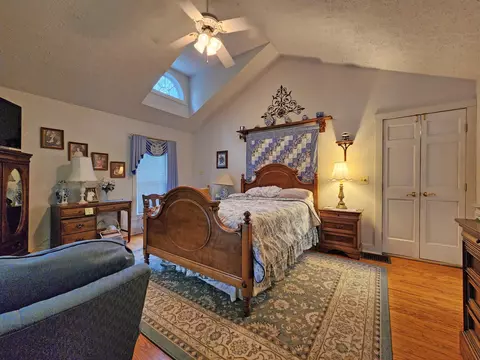 Bedroom - 6700 Johnson Rd, Springfield, OH 45502 photo 3 of 7