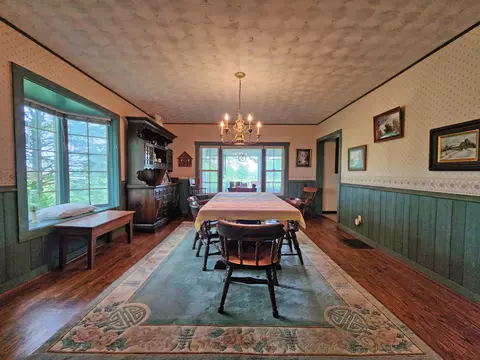 Dining - 6700 Johnson Rd, Springfield, OH 45502 photo 1 of 4