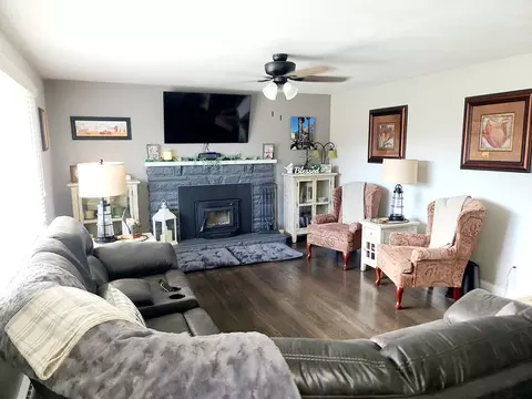 1411 Erika Dr, Springfield, OH 45503 photo 4