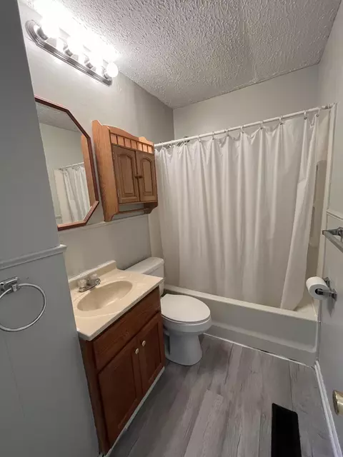 2045 S Hadley Rd, Springfield, OH 45505 photo 9