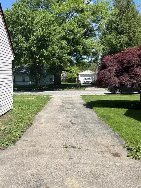 2045 S Hadley Rd, Springfield, OH 45505 photo 14