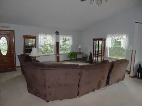 Living - 31 S Elm Tree Rd, Conover, OH 45317 photo 2 of 3