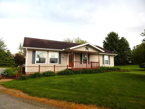 31 S Elm Tree Rd, Conover, OH 45317