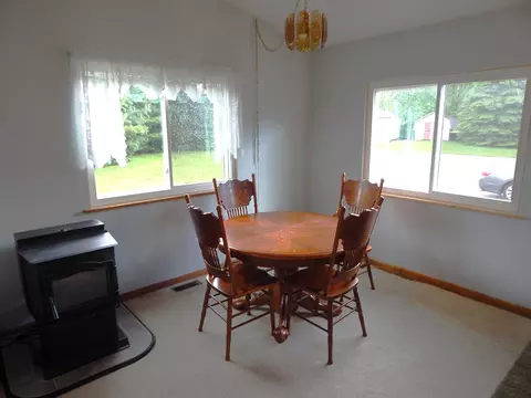 Dining - 31 S Elm Tree Rd, Conover, OH 45317 photo 1 of 1