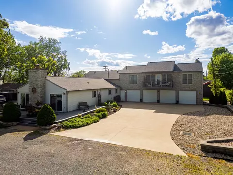 429 Harborview Dr, Russells Point, OH 43348