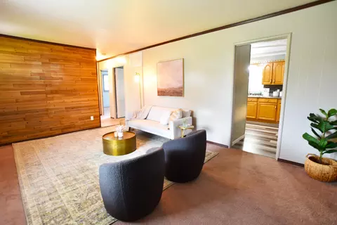 Living - 2538 Leland Dr, Springfield, OH 45505 photo 2 of 2