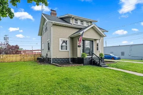 Exterior - 104 Bellevue Ave, Springfield, OH 45503 photo 2 of 6