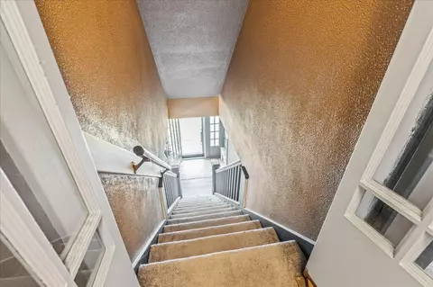 Entry Way - 104 Bellevue Ave, Springfield, OH 45503 photo 1 of 1