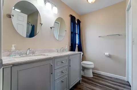 Bath - 4280 Evans Ave, Springfield, OH 45504 photo 5 of 11