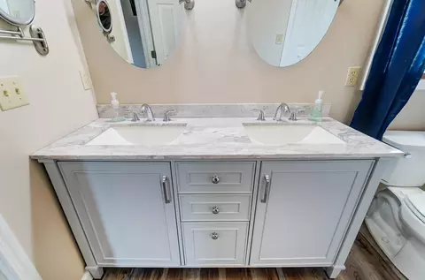 Bath - 4280 Evans Ave, Springfield, OH 45504 photo 8 of 11