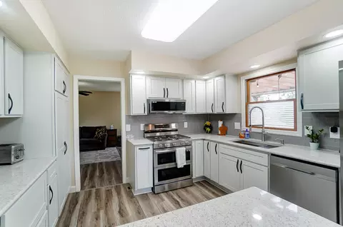 Kitchen - 4280 Evans Ave, Springfield, OH 45504 photo 2 of 7
