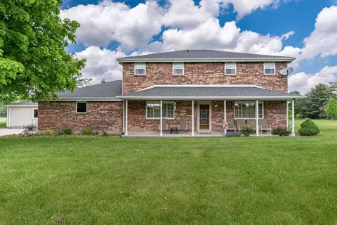 10422 W National Rd, New Carlisle, OH 45344