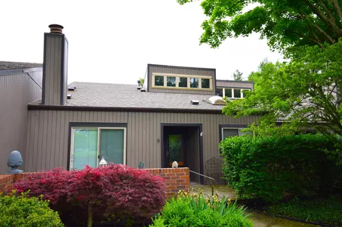 2430 Saint Paris Pike #8, Springfield, OH 45504