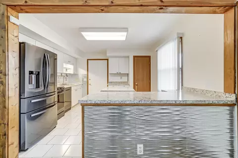 3145 N Argonne Ln, Springfield, OH 45503 photo 9