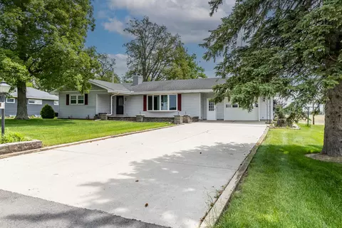 4399 Childrens Home Bradford Rd, Greenville, OH 45331