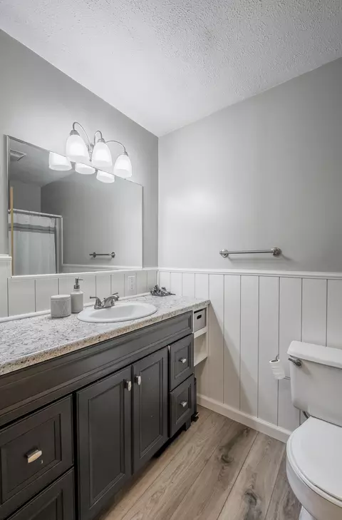 Bath - 1358 Stephens Rd, Sidney, OH 45365 photo 1 of 2