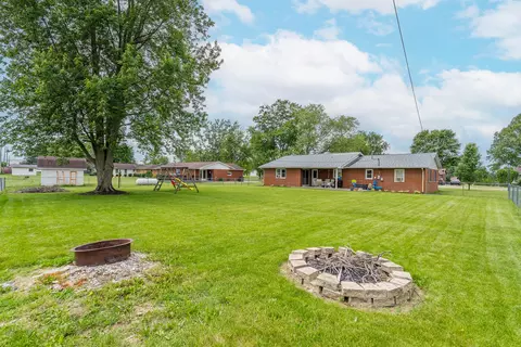 Exterior - 1358 Stephens Rd, Sidney, OH 45365 photo 4 of 7