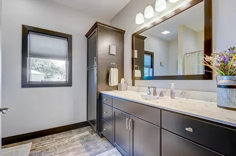 Bath - 2520 Saint Anthony Rd, Celina, OH 45822 photo 7 of 11