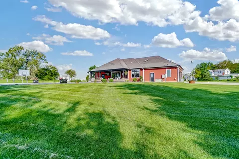 Exterior - 2520 Saint Anthony Rd, Celina, OH 45822 photo 2 of 17