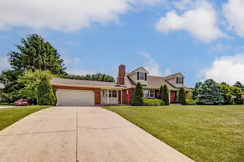2812 Carriage Ln, Springfield, OH 45505 photo 3
