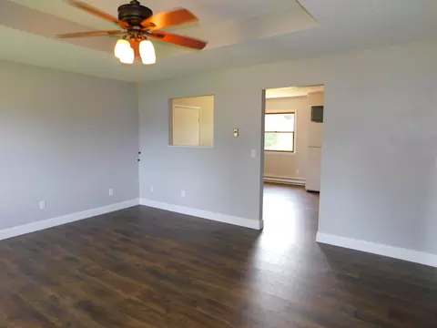 239 E Walnut St, Saint Paris, OH 43072 photo 12