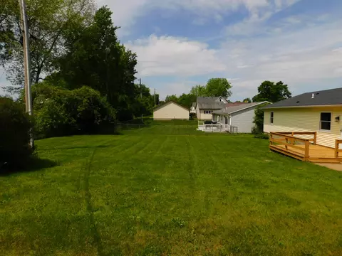 239 E Walnut St, Saint Paris, OH 43072 photo 7
