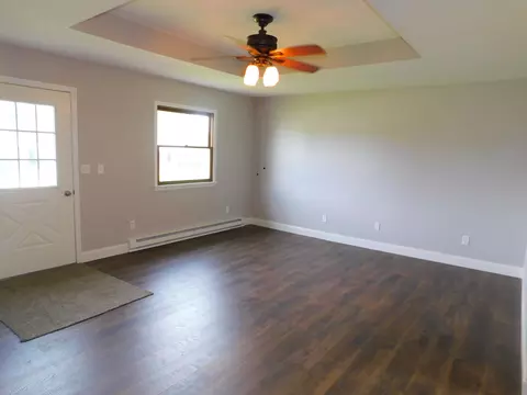 239 E Walnut St, Saint Paris, OH 43072 photo 11