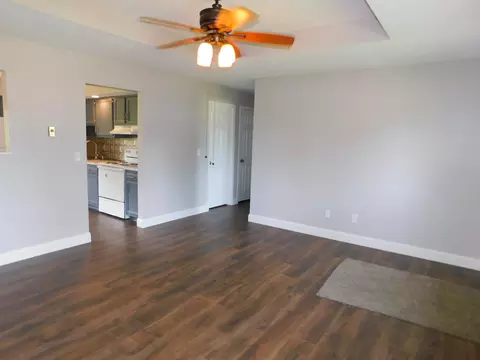 239 E Walnut St, Saint Paris, OH 43072 photo 13